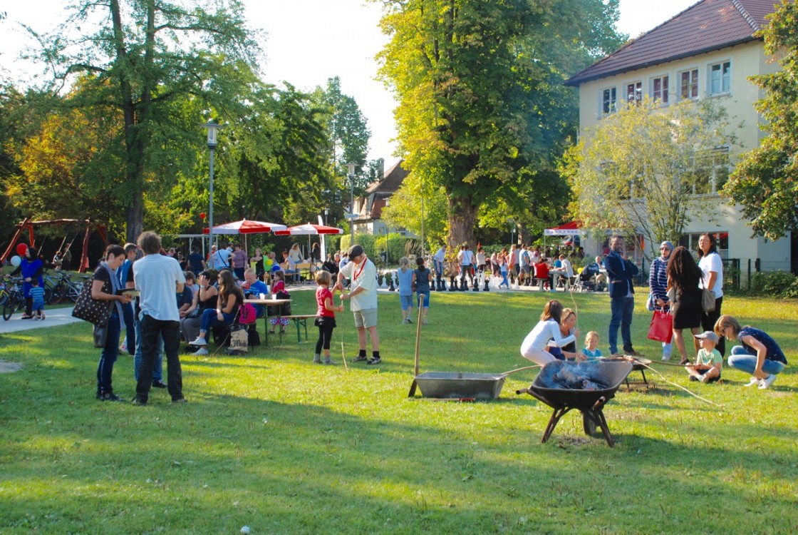 2019-09-24-Spielplatzfest-web - 4.jpg